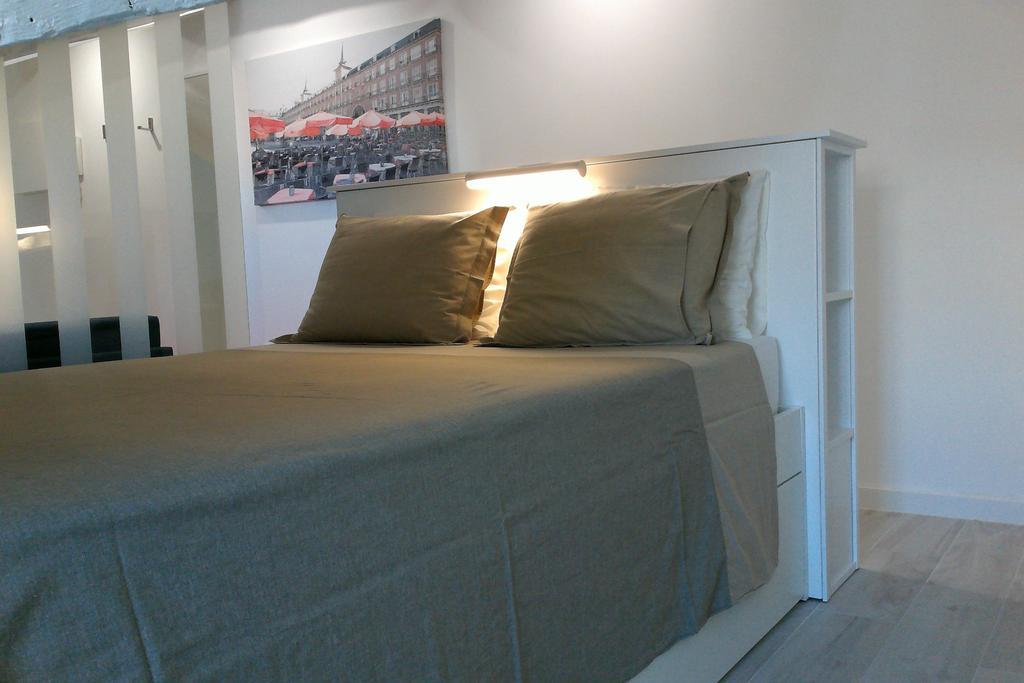 Apartamento Atico En Puerta Del Sol Madrid Bagian luar foto