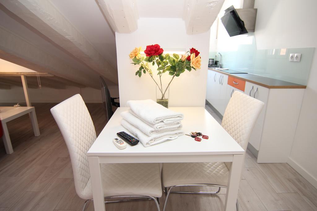 Apartamento Atico En Puerta Del Sol Madrid Bagian luar foto