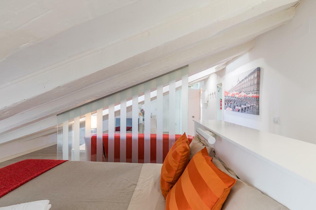 Apartamento Atico En Puerta Del Sol Madrid Bagian luar foto