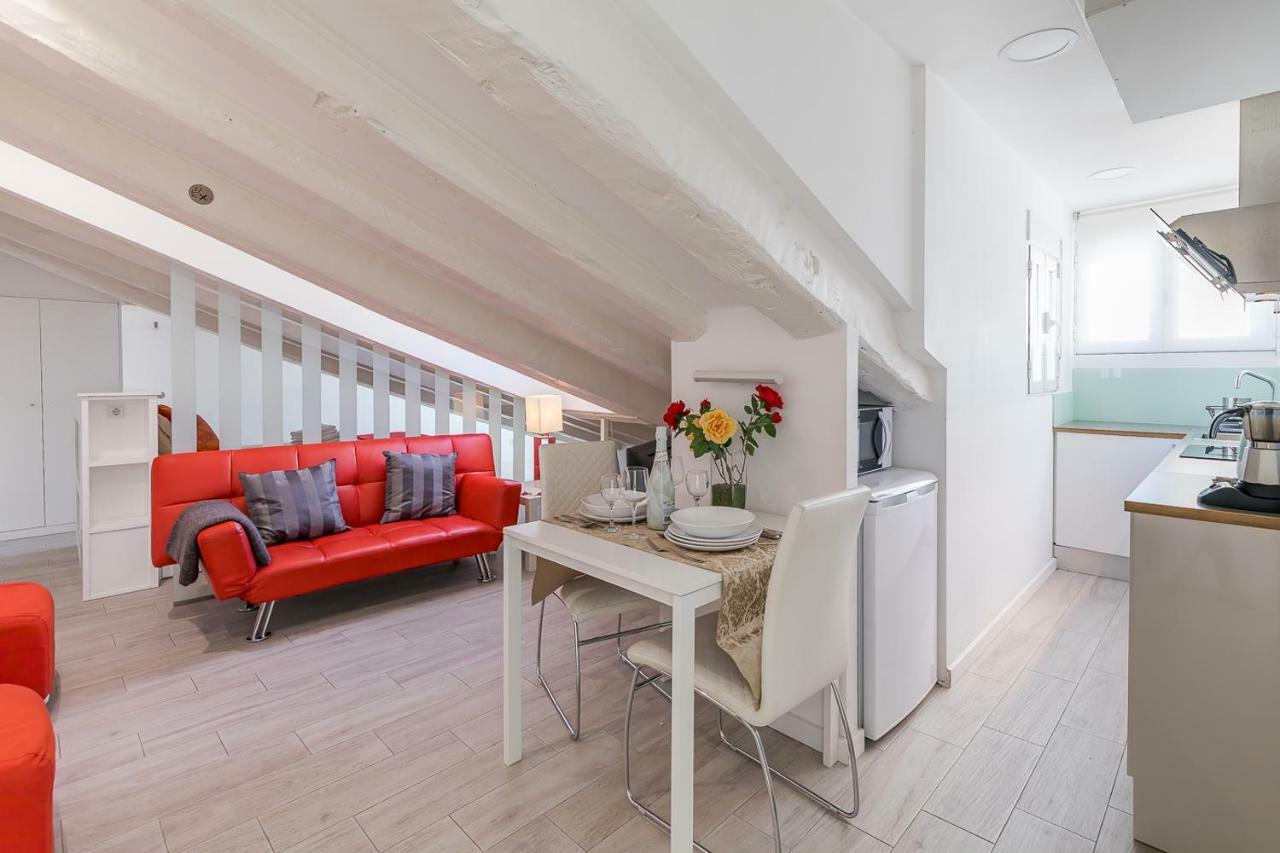 Apartamento Atico En Puerta Del Sol Madrid Bagian luar foto