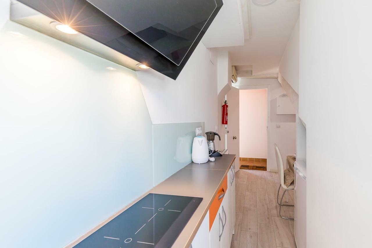 Apartamento Atico En Puerta Del Sol Madrid Bagian luar foto